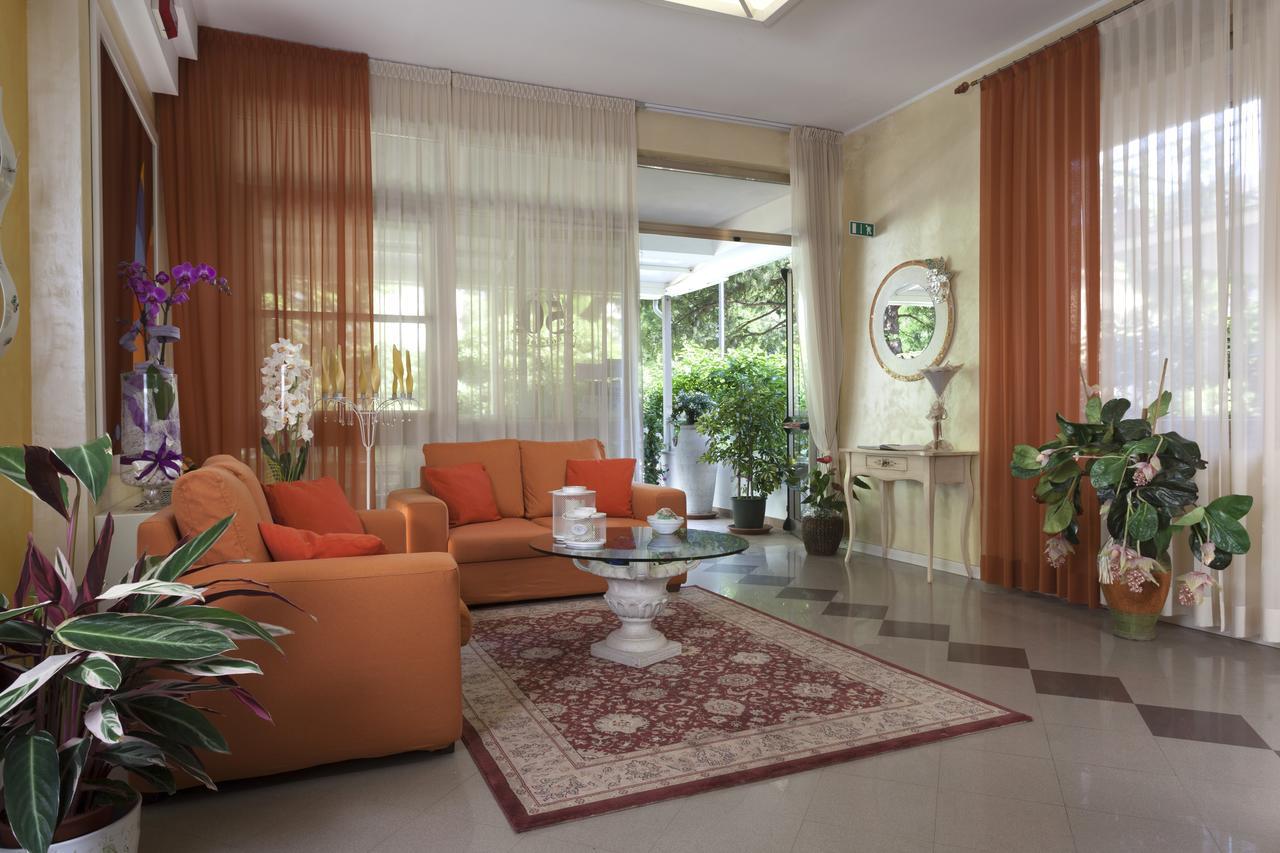 Hotel Alfa Tao Riccione Eksteriør bilde
