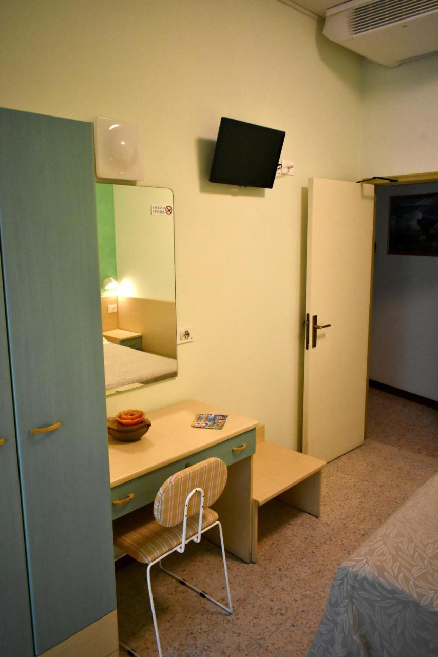Hotel Alfa Tao Riccione Eksteriør bilde