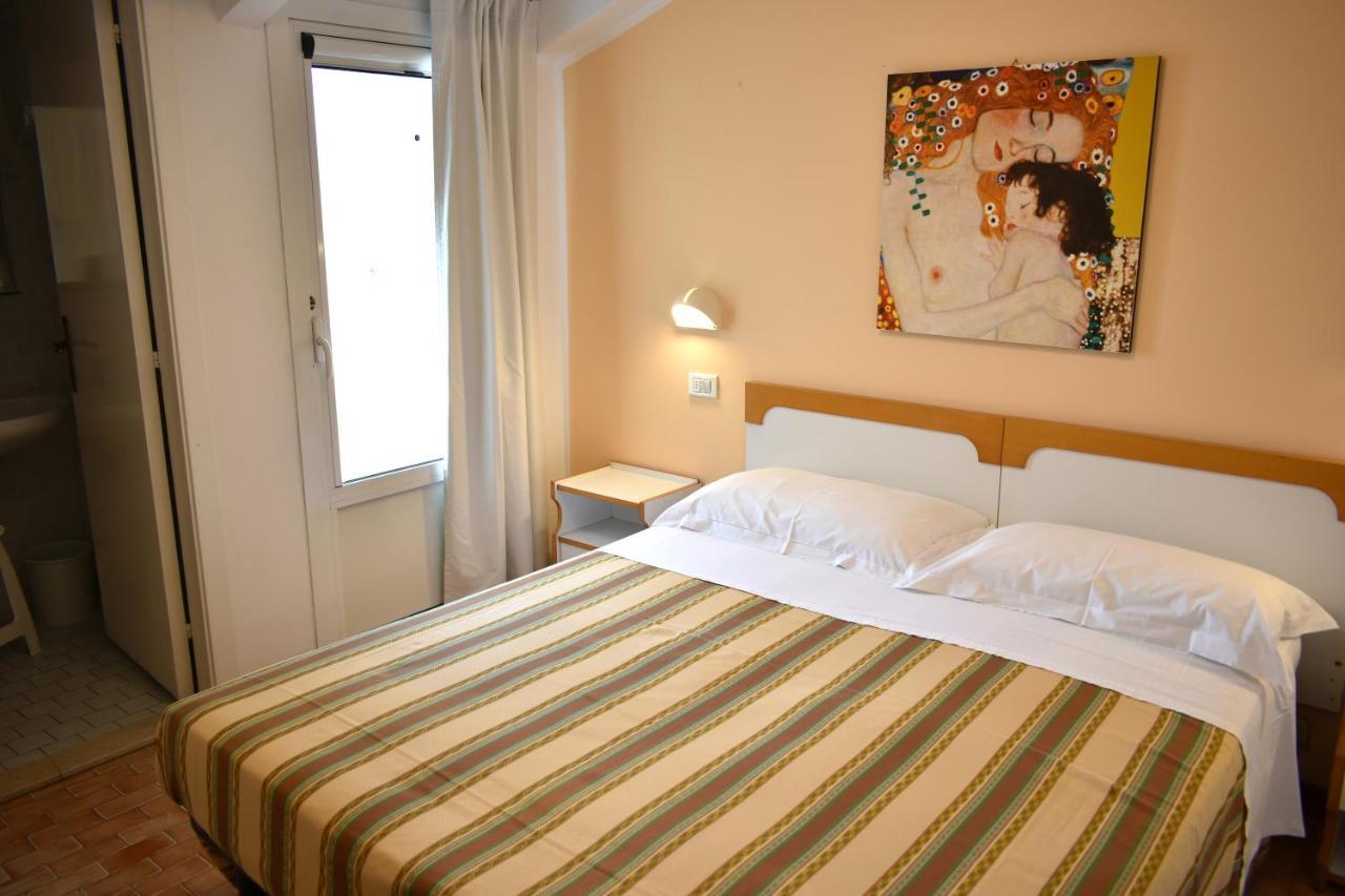 Hotel Alfa Tao Riccione Eksteriør bilde