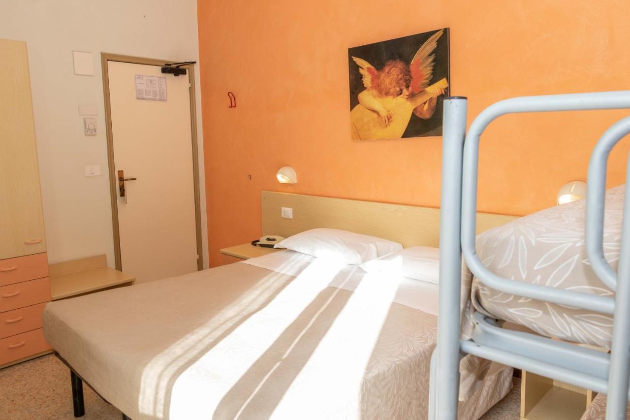 Hotel Alfa Tao Riccione Eksteriør bilde