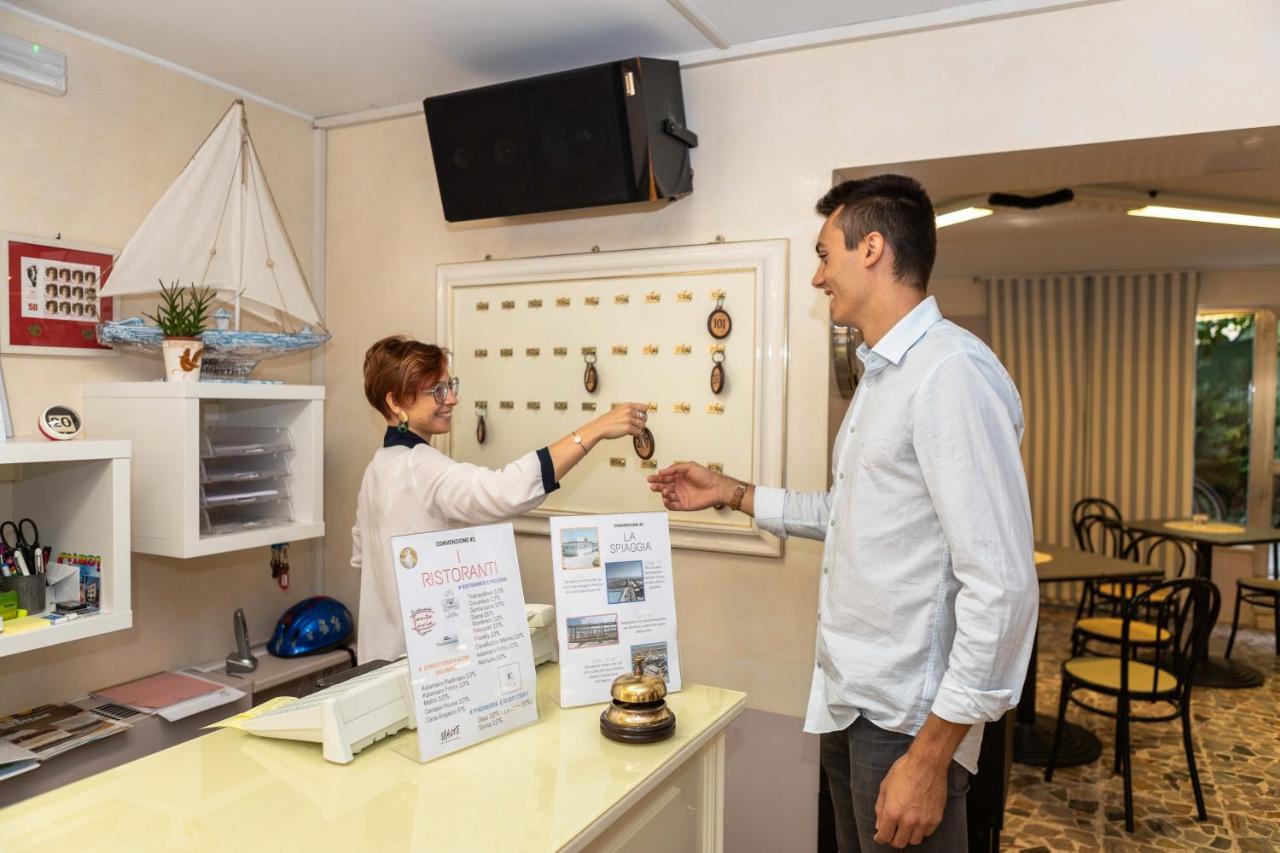 Hotel Alfa Tao Riccione Eksteriør bilde